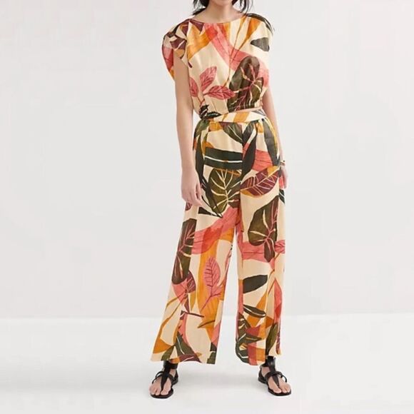 Anthropologie Palms -printed-Pant set